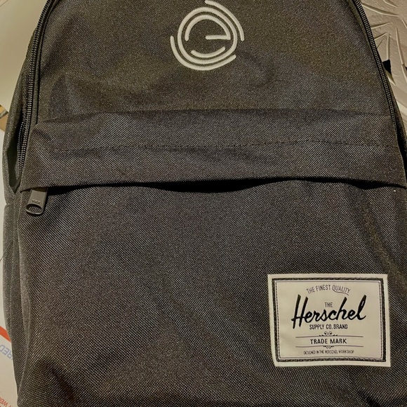 Herschel Eco XL Classic 15 in Laptop Backpack. NWT Small emblem on front center. - Picture 10 of 13